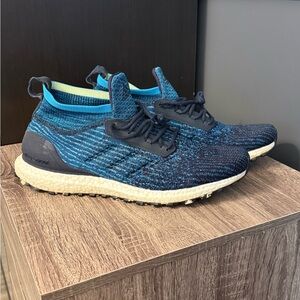 Adidas ultra boost All Terrain Legend Marine Men's Blue and Black Running Shoes